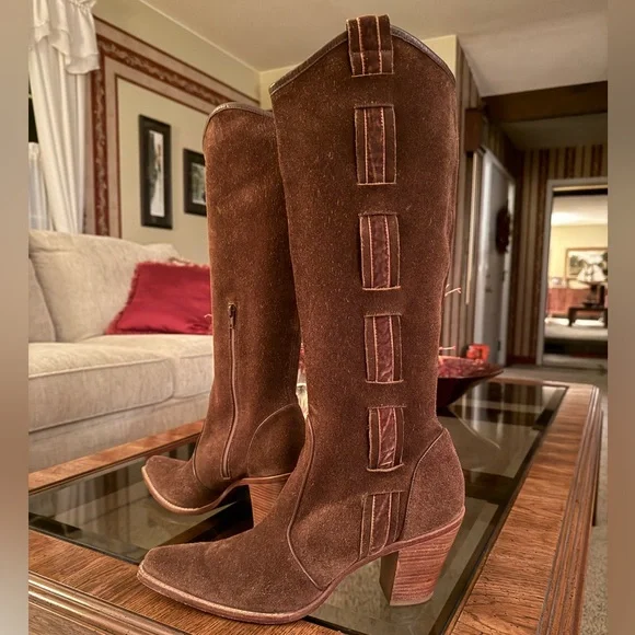 Via Spiga “Barr” 100% Suede-Leather Tailored Western Style Boots Size 11 - Picture 1 of 17